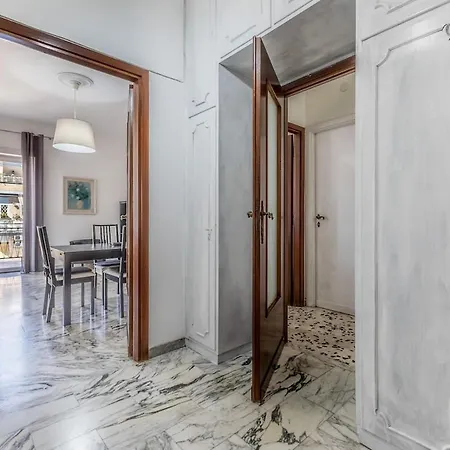 Iris Colli Portuensi Rzym